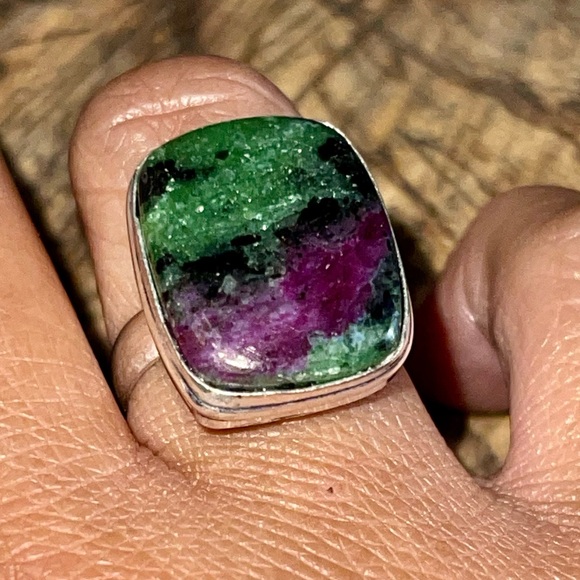Anyolite Ruby Green Zoisite Ring Size 8 - Picture 6 of 10